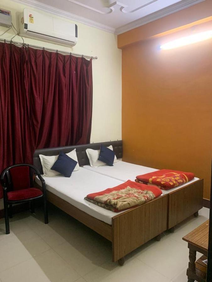 Narendra Guest House Kakarmatha Екстер'єр фото