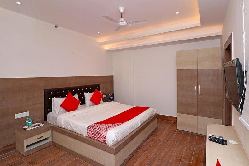 Narendra Guest House Kakarmatha Екстер'єр фото